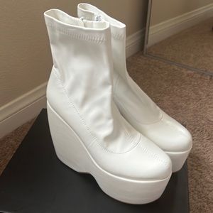 Azalea Wang Loxley Boots (brand new)